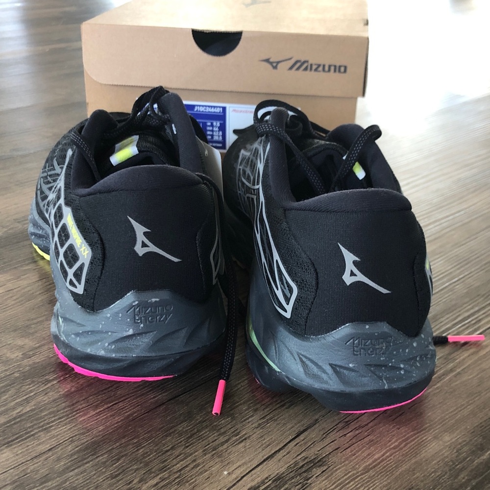 Mizuno Wave Inspire 20 Running Shoes - Picture 5 of 10